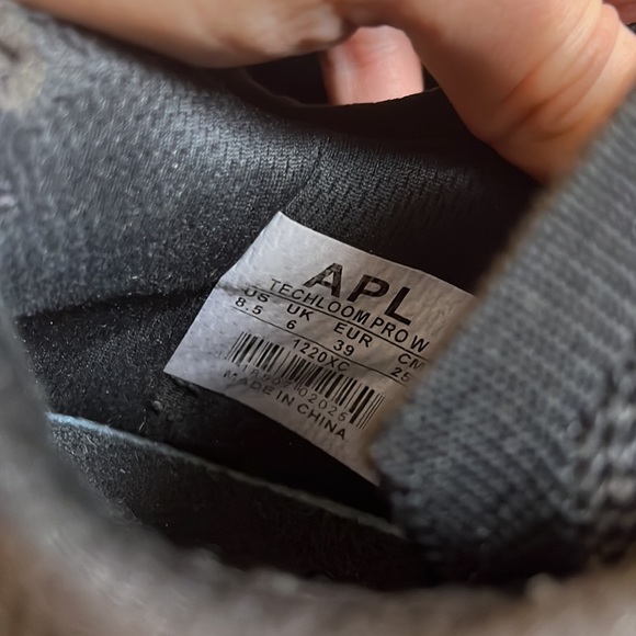 APL Techloom Pro Black White Athletic Sneakers size 8.5 - Picture 9 of 10